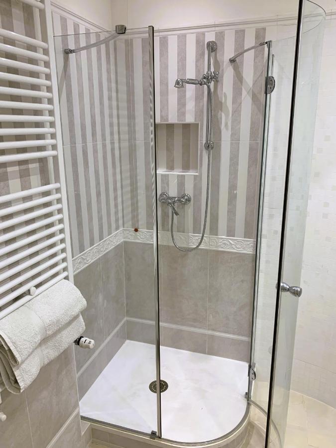 לוקה Via Nuova Apartments מראה חיצוני תמונה